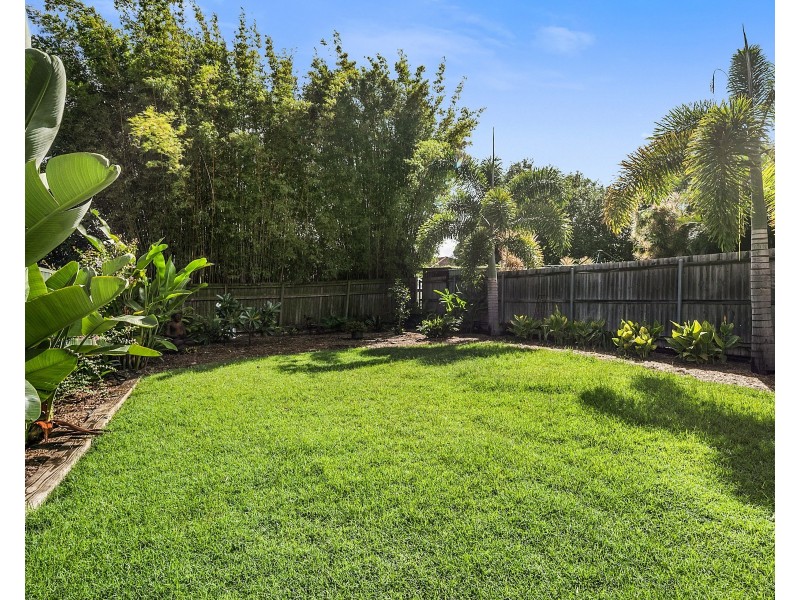 8 Karthina Street, Bulimba QLD 4171