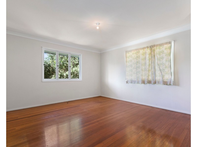 13 Bevis Street, Bulimba QLD 4171