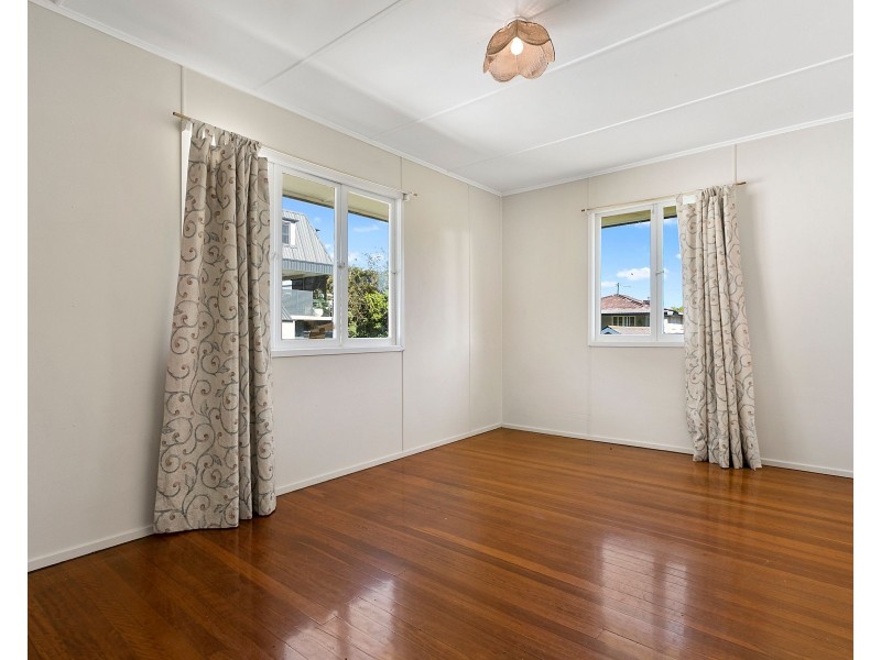 13 Bevis Street, Bulimba QLD 4171