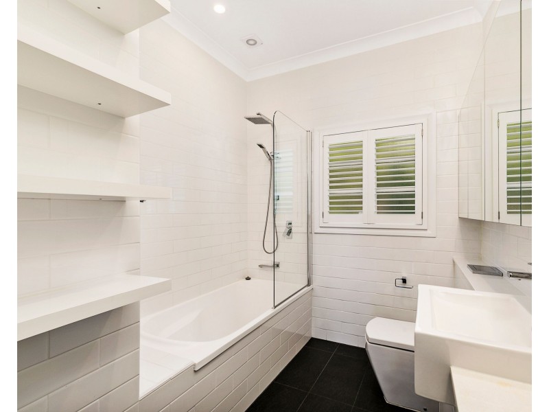 65 Monmouth Street, Morningside QLD 4170