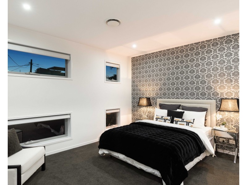 19 Philip Street, Hawthorne QLD 4171