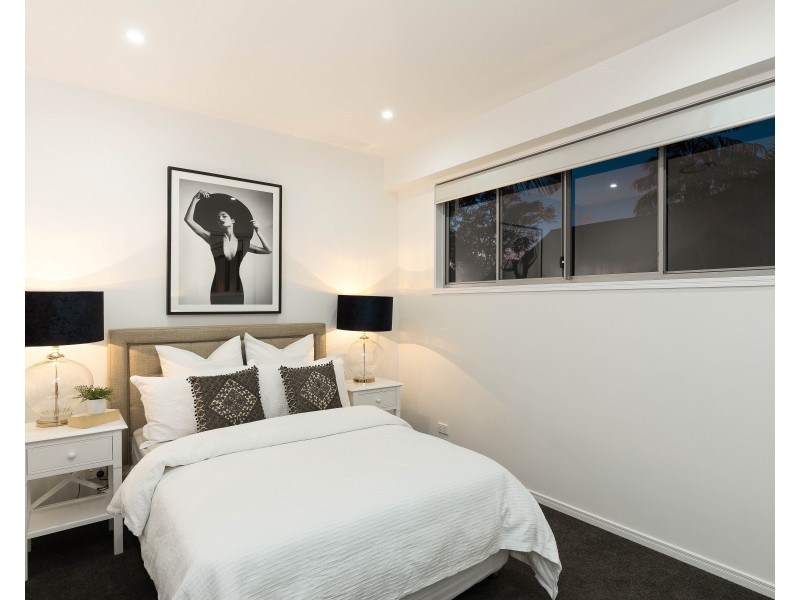 19 Philip Street, Hawthorne QLD 4171