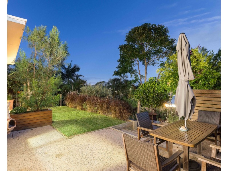 15 Kuranda Street, Balmoral QLD 4171