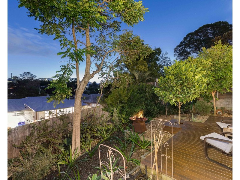 15 Kuranda Street, Balmoral QLD 4171