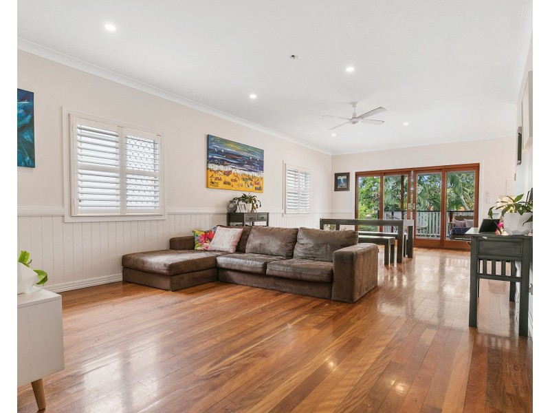120 Hawthorne Road, Hawthorne QLD 4171