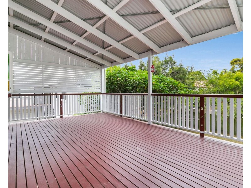 15 Lindsay Street, Hawthorne QLD 4171