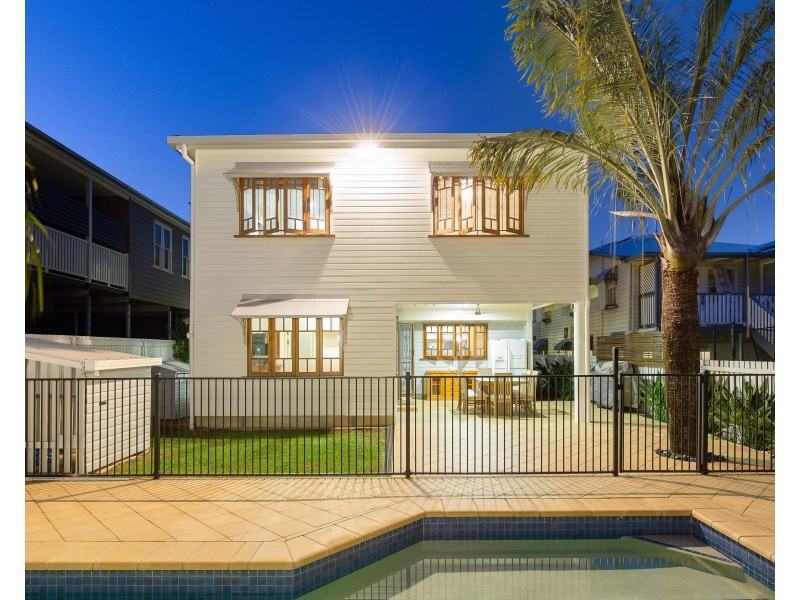 10 Ellesmere Street, Yeronga QLD 4104