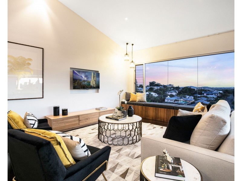 73 Agnew Street, Norman Park QLD 4170