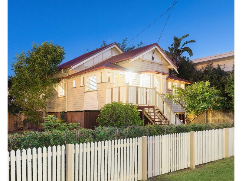 16 Beatrice Street, Hawthorne QLD 4171