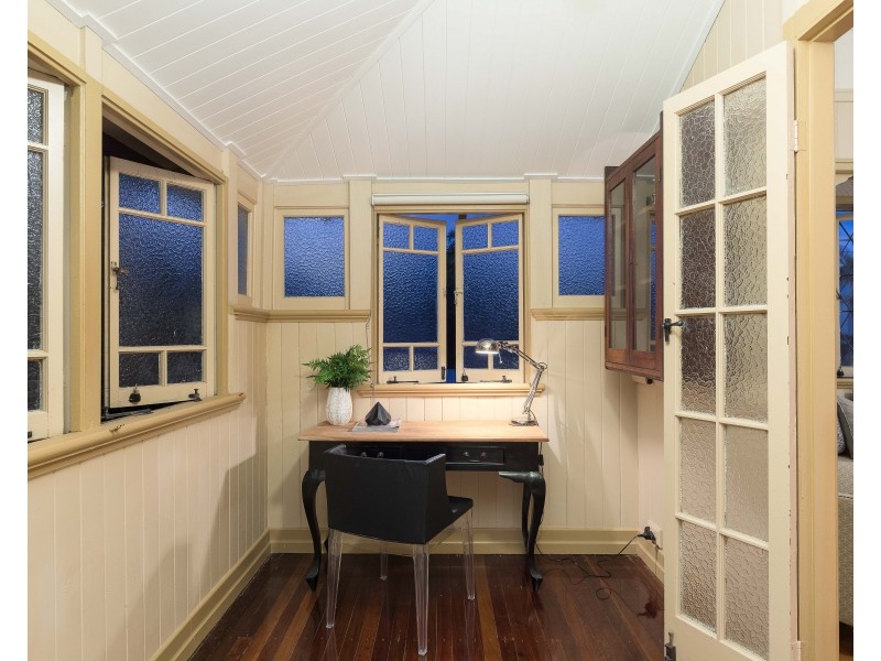 16 Beatrice Street, Hawthorne QLD 4171