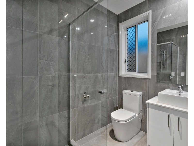 60 Esther Street, Tarragindi QLD 4121