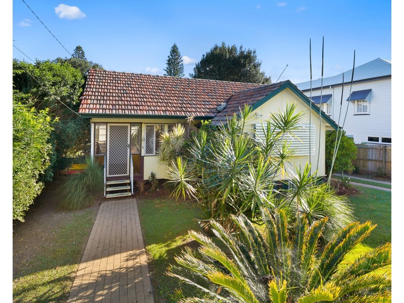 22 Nettleton Crescent, Moorooka QLD 4105