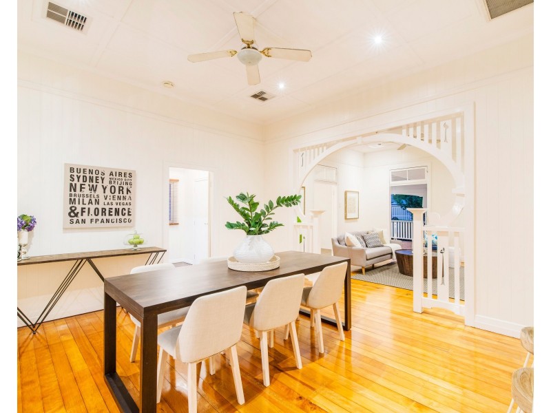 29 Tarana Street, Camp Hill QLD 4152