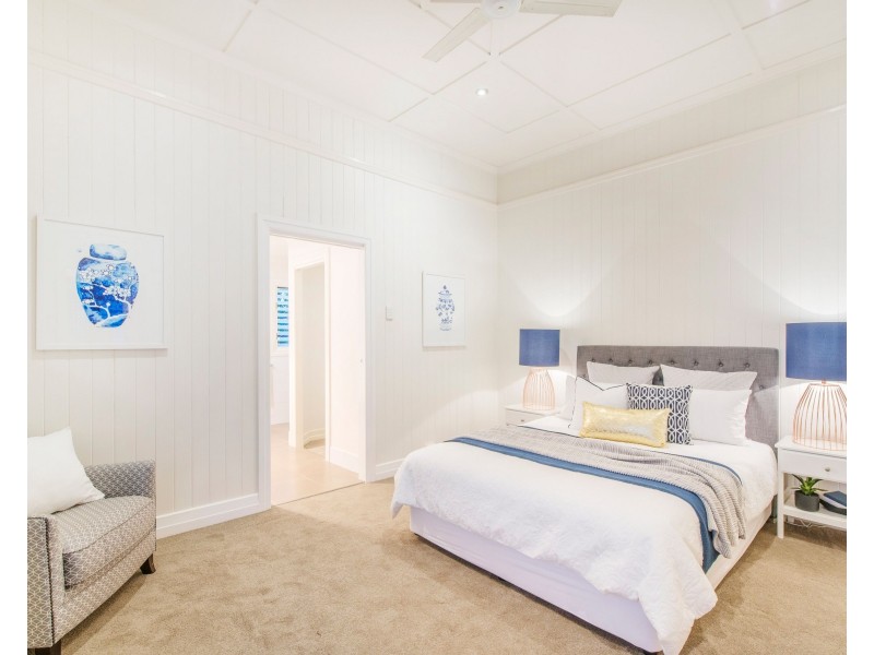 29 Tarana Street, Camp Hill QLD 4152