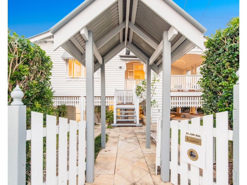 29 Tarana Street, Camp Hill QLD 4152