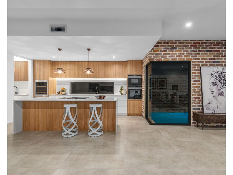 15 Walter Street, Bulimba QLD 4171