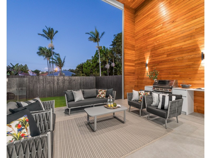 15 Walter Street, Bulimba QLD 4171