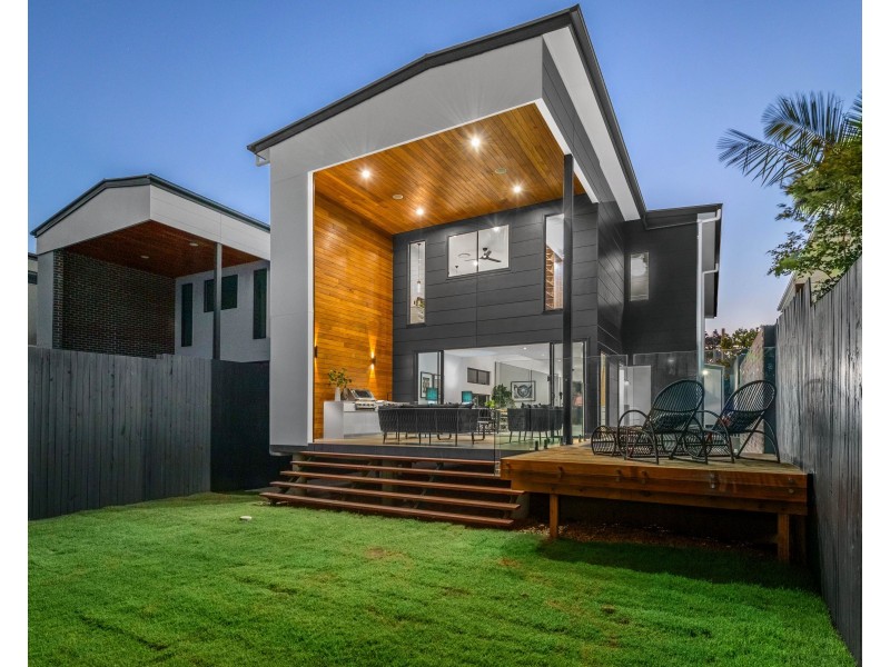 15 Walter Street, Bulimba QLD 4171