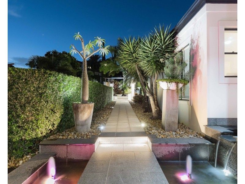 3 Belgrave Place, Carindale QLD 4152