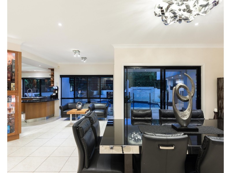 3 Belgrave Place, Carindale QLD 4152