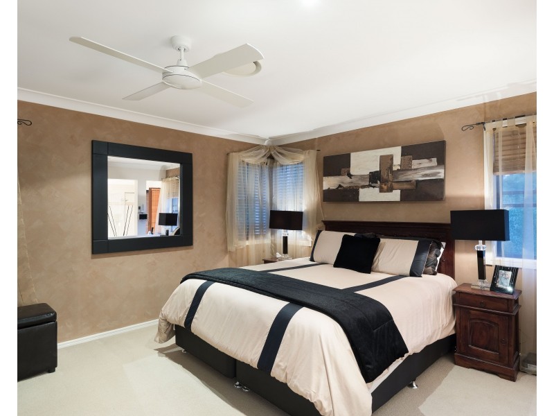 3 Belgrave Place, Carindale QLD 4152