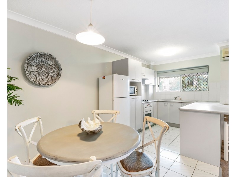 5/34 Pembroke Road, Coorparoo QLD 4151