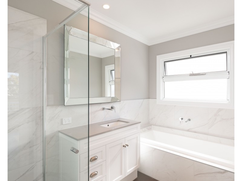 102 Apollo Road, Bulimba QLD 4171