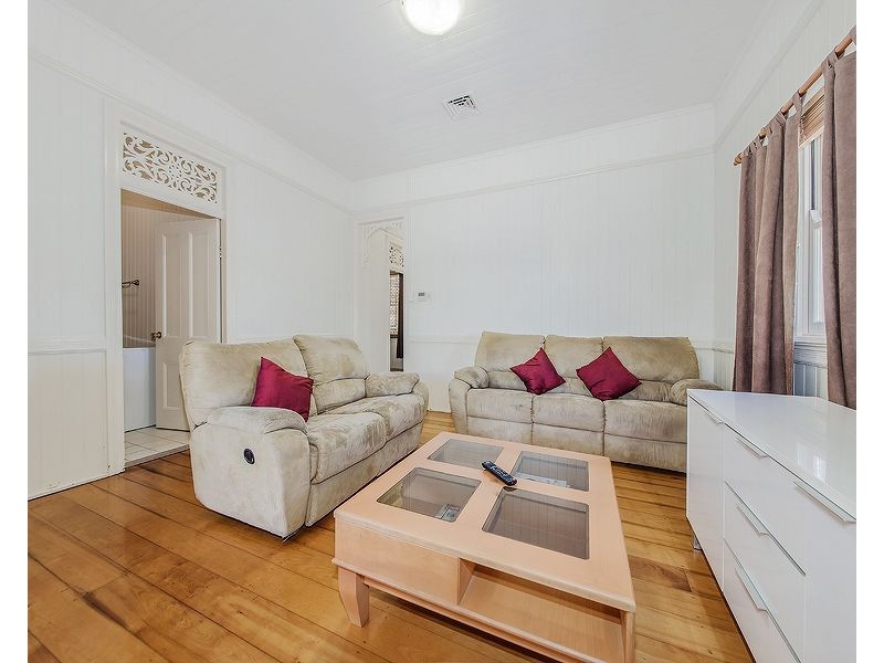 95 Ekibin Road, Annerley QLD 4103