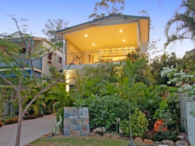 27 Stewart Street, Hawthorne QLD 4171