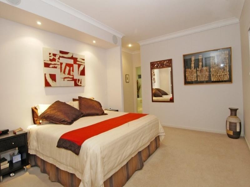 27 Stewart Street, Hawthorne QLD 4171