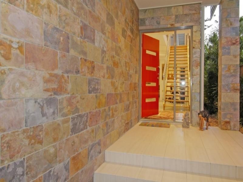 27 Stewart Street, Hawthorne QLD 4171