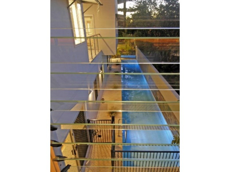 27 Stewart Street, Hawthorne QLD 4171