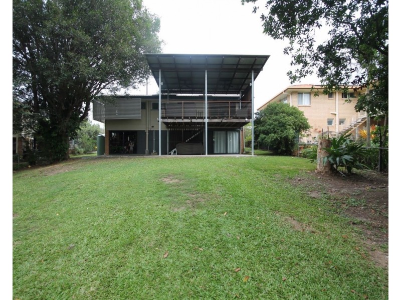 42 Mee Street, Carina QLD 4152