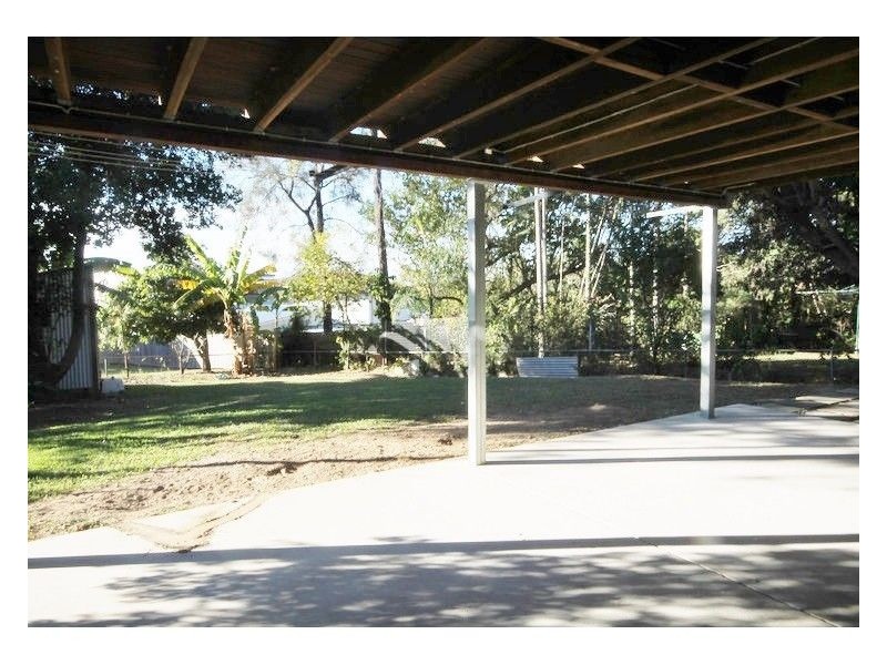 42 Mee Street, Carina QLD 4152