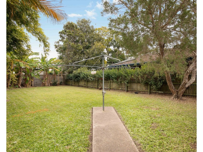39 Amy Street, Hawthorne QLD 4171