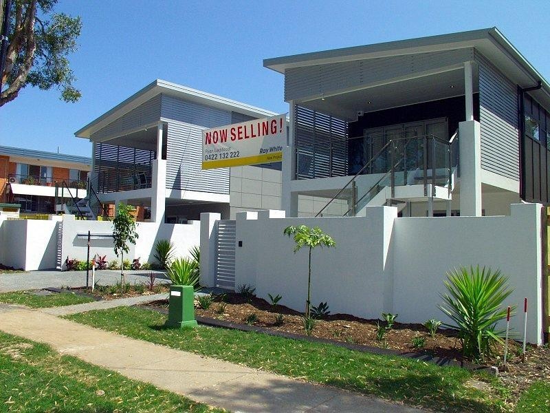 2/236-238 Riding Road, Balmoral QLD 4171