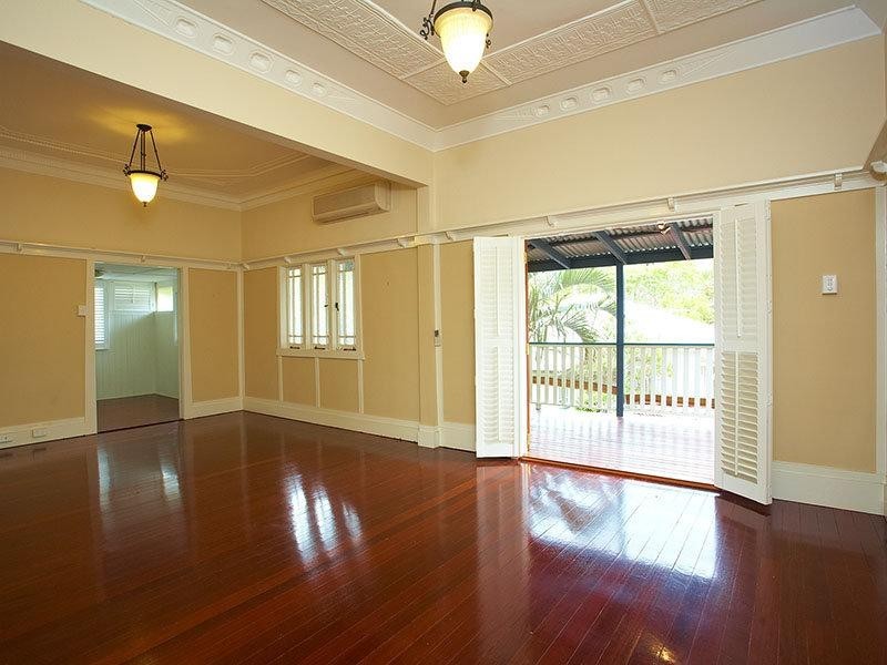 313 Riding Road, Balmoral QLD 4171