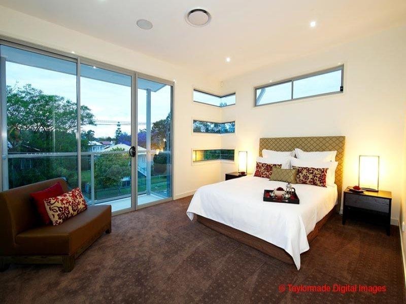 22 Jenolan Avenue, Hawthorne QLD 4171