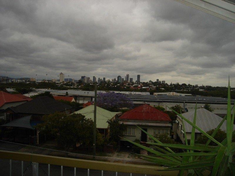 4/39 Ninth Avenue, Coorparoo QLD 4151