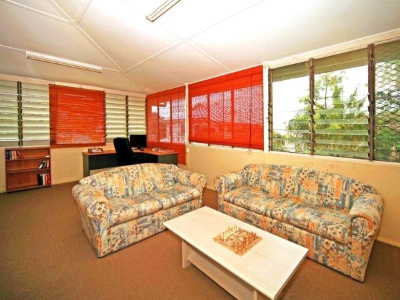 179 Virginia Avenue, Hawthorne QLD 4171