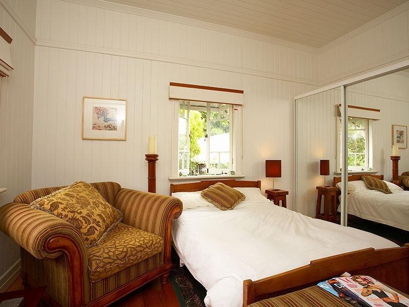 12 Richmond Road, Morningside QLD 4170