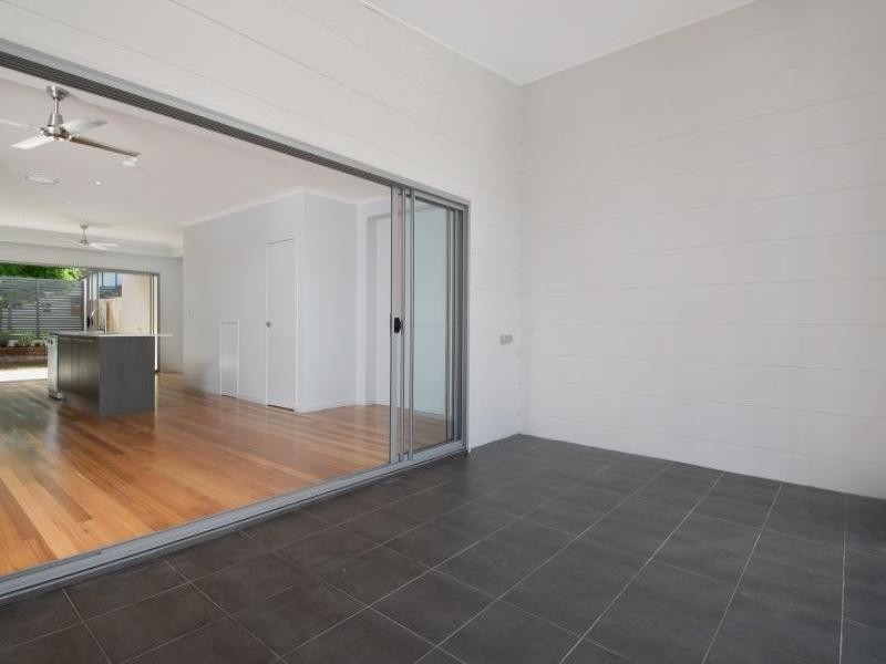 1/23 Thorpe Street, Bulimba QLD 4171