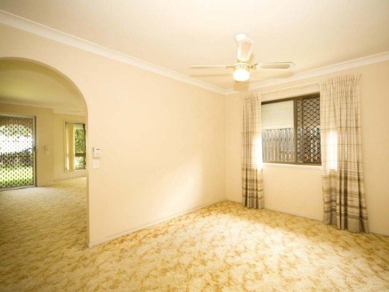 37 Amy Street, Hawthorne QLD 4171