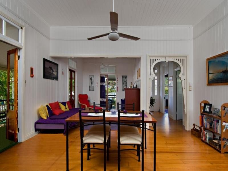 42 Elliott Street, Hawthorne QLD 4171