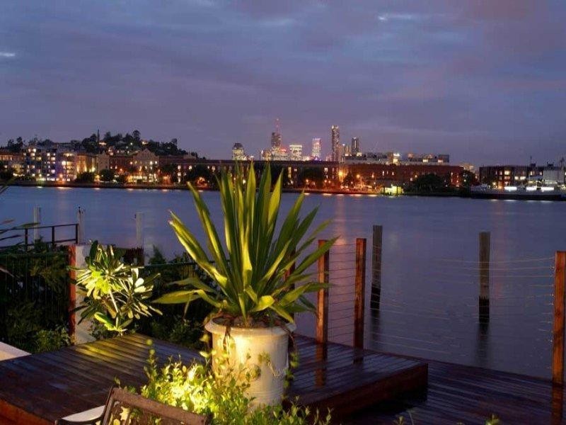 18 Quay Street, Bulimba QLD 4171