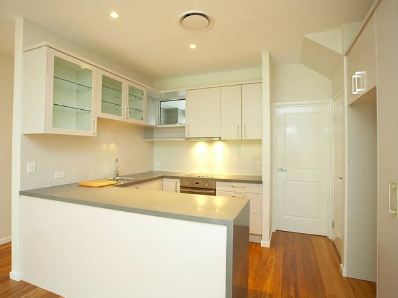 2-4/23 Deviney Street, Morningside QLD 4170