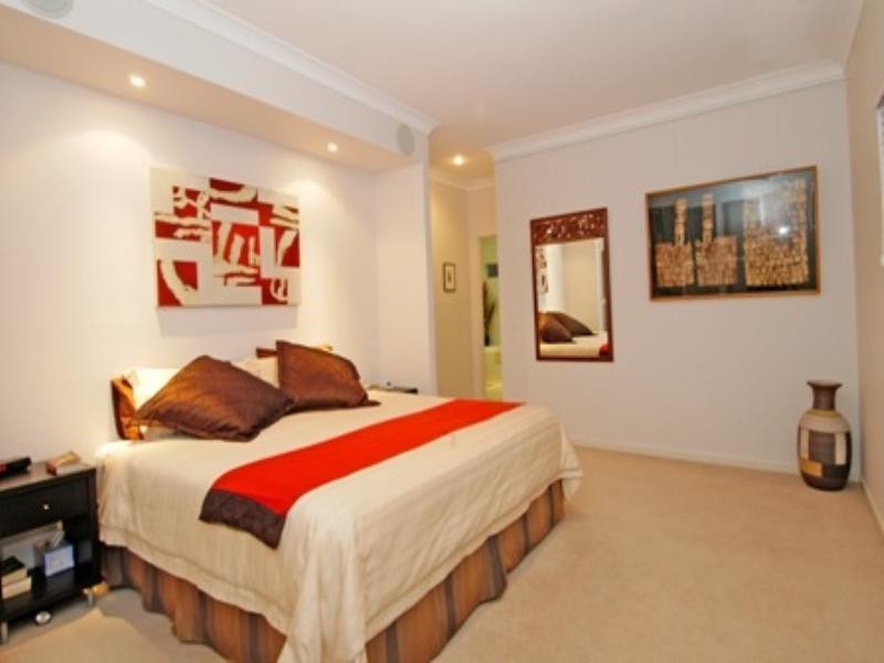 27 Stewart Street, Hawthorne QLD 4171