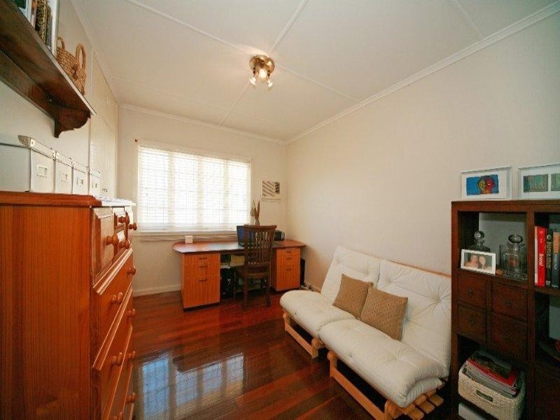 Seven Hills QLD 4170