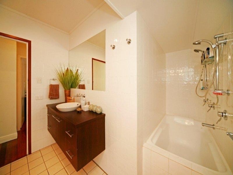 Seven Hills QLD 4170