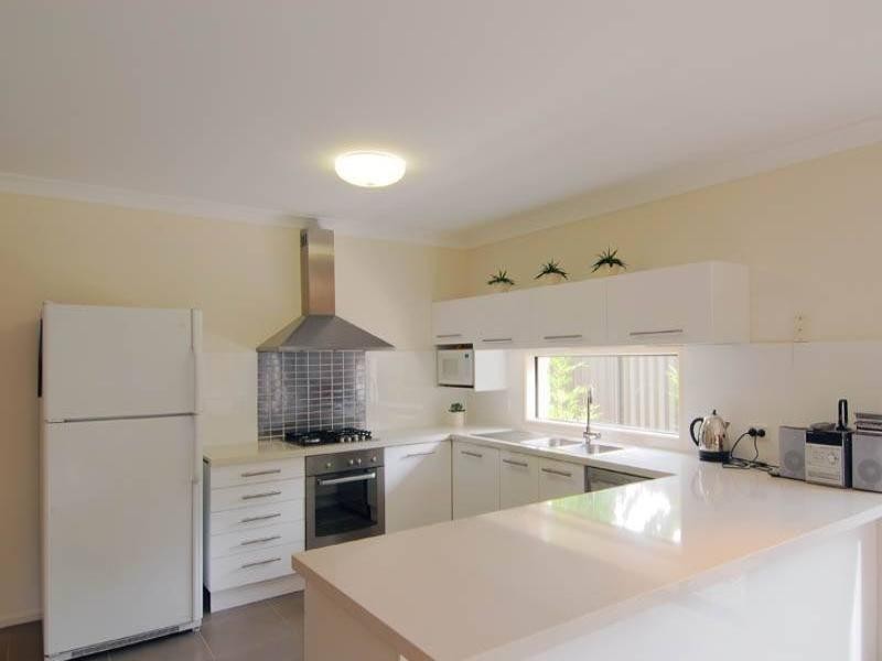 13 Ayr Street, Morningside QLD 4170